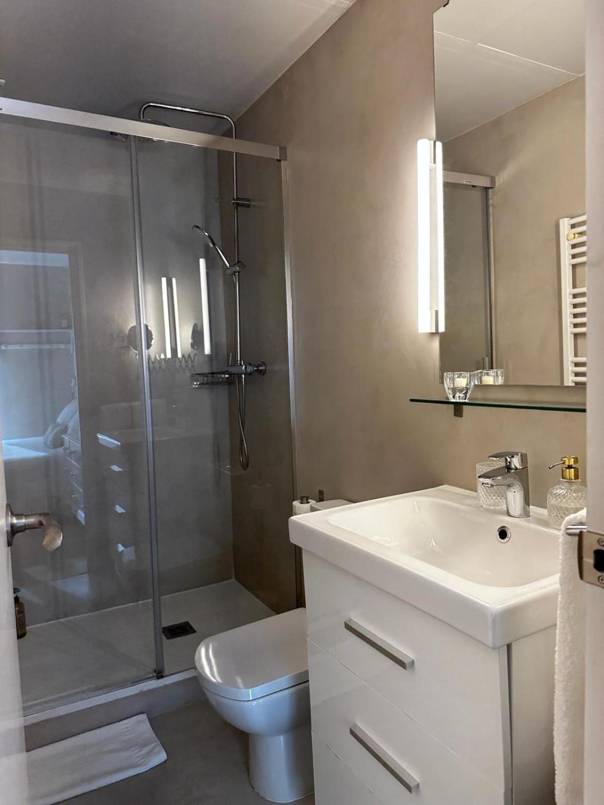 Petit Rosselló Apartamento Barcelona Exterior foto